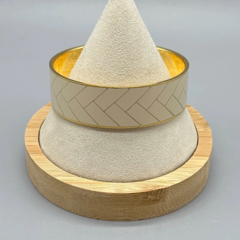J.Crew Enamel Brass Herringbone Cream Jewelry Bangle Bracelet 7.75